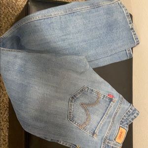Women’s jeans size 9